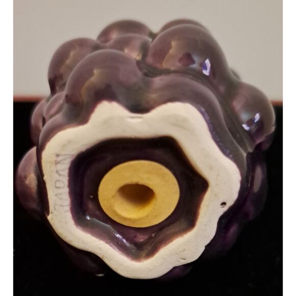 Grape Salt and Pepper Shakers made in Japan - Picture 4 of 6